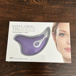 Nurse Jamie Triangle Facial Beauty Tool